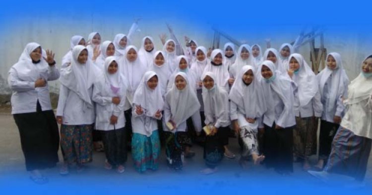 Santriwati Kebanggaanku