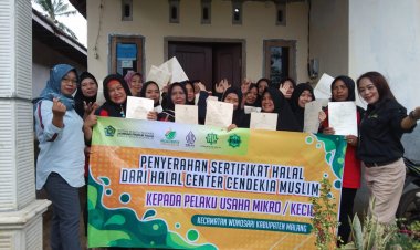 KC HCCM Kota Batu Lakukan Penyerahan SH Sekaligus Pengarahan Pengisian Form LK