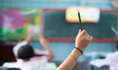 Cara Menghadapi Situasi Siswa Enggan Bertanya atau Meminta Bantuan Saat Menghadapi Kesulitan Belajar