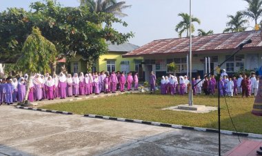 Kebanggaan dan Makna Pelaksanaan Upacara Bendera dalam Perayaan HUT Riau