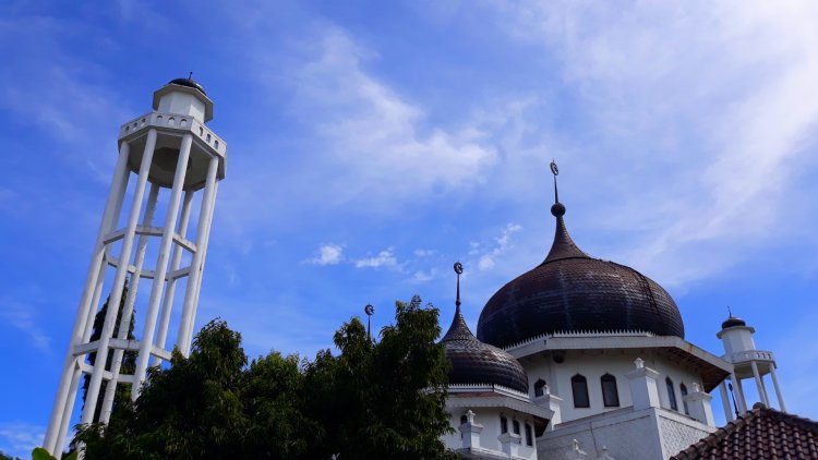 Mengamalkan Sunnah Rasulullah di Hari Jumat: Kunci Keberkahan dan Kesuksesan