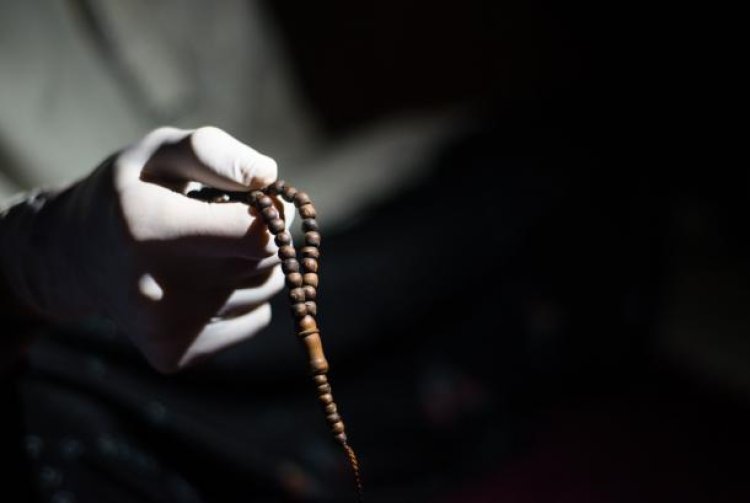 Bertasbih: Memuji Allah dengan Kehadiran Penuh Pengagungan