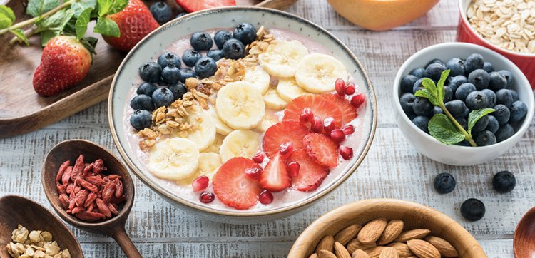 Manfaat Luar Biasa Mengkonsumsi Salad Buah: Menyegarkan Tubuh dan Pikiran