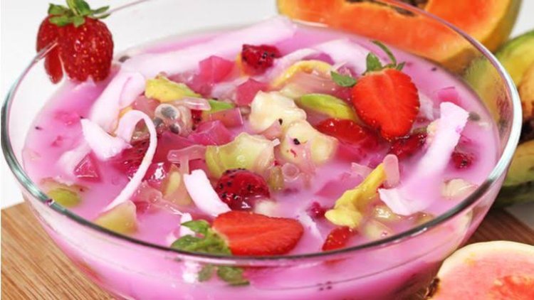Menyegarkan Berbuka Puasa dengan Resep Es Buah yang Lezat