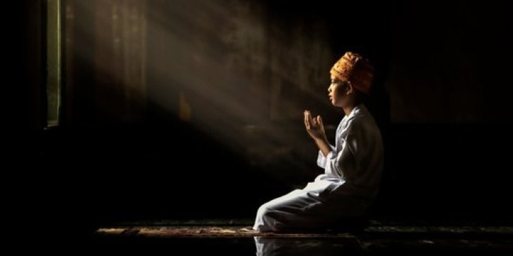 Meraih Puncak Spiritualitas: Momen Penting dalam Ramadhan 10 Terakhir