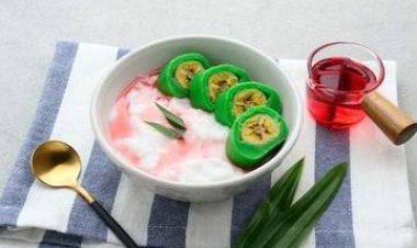 Resep Minuman Es Pisang Ijo yang Segar dan Lezat