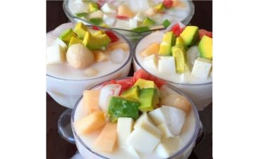 Resep Es Puding Buah: Nikmati Kesegaran dan Kelembutan dalam Satu Gigitan