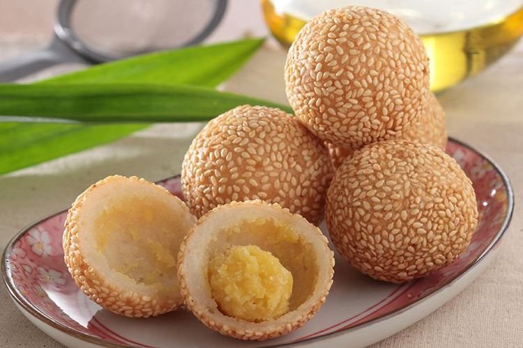 Resep Onde-Onde Klasik: Rahasia Rasa Lezat dan Tekstur Kenyal