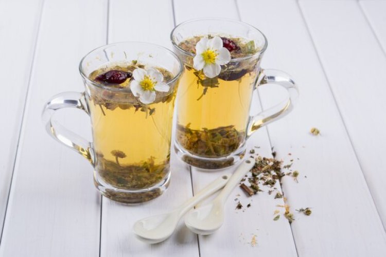 Minuman Herbal Pengusir Insomnia: Tidur Lebih Nyenyak Secara Alami