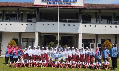 Wisata Literasi ke SMPN 1 Sempor Membuat Siswa SDN 3 Sampang Betah, Mengapa?
