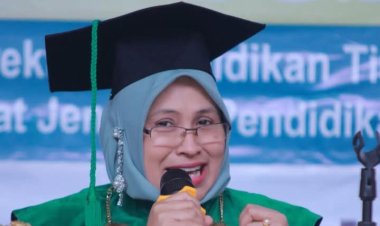 Seni dan Teknis Menulis Jurnal Ilmiah: Bimbingan Prof. Dr. Inayatillah M.Ag