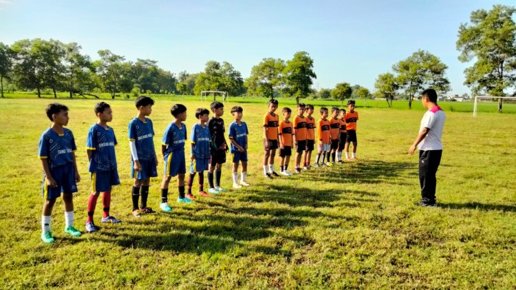 Uji Coba, Bintang Muda FC SDN 3 Sampang Siap Menyambut POPDA Tahun 2025