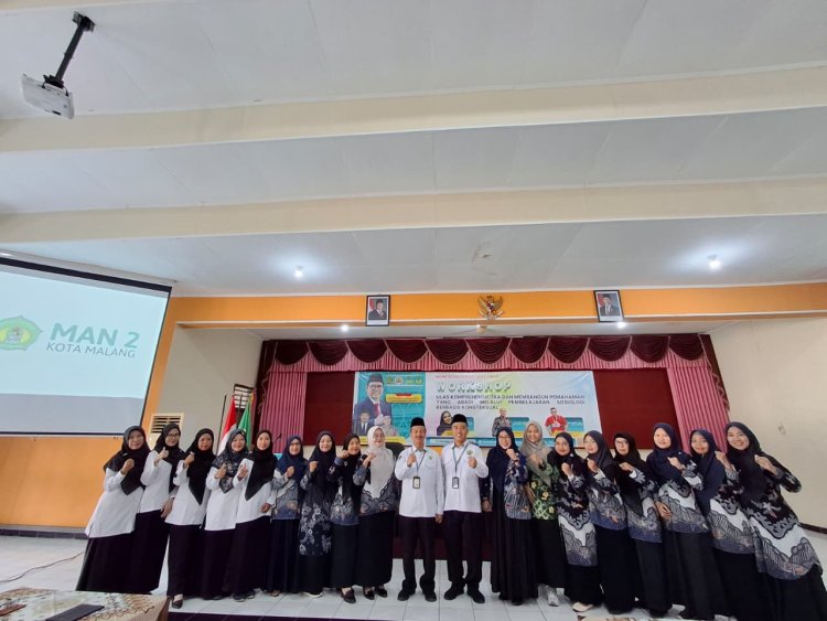 Perkuat Pembelajaran Kontekstual, MGMP Sosiologi MA Provinsi  Jawa Timur Gelar Workshop Inspiratif di MAN 2 Kota Malang